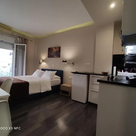 20 Apartment *